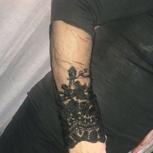 Long sleeve, lace, black shirt